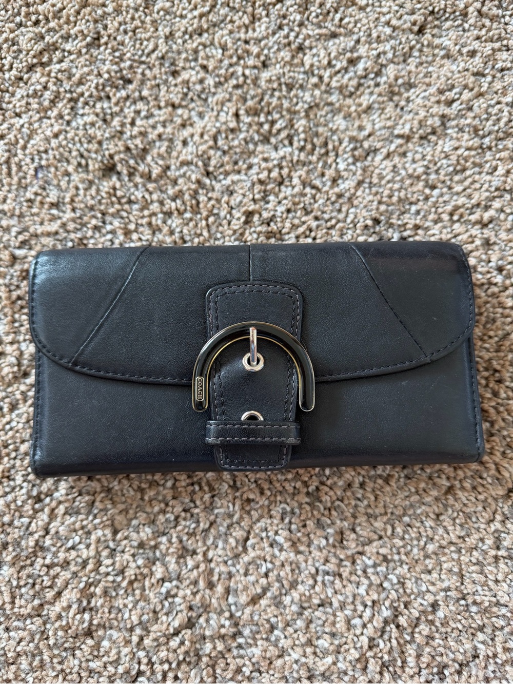COACH Vintage Black Leather Horseshoe Buckle Trifold Wallet
